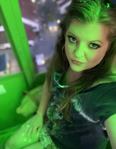 queen of spades hot actress archive