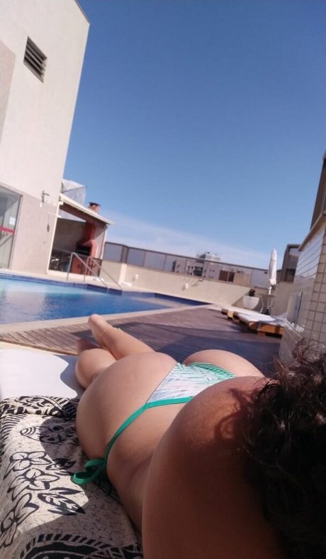 Beatits star sexy photo