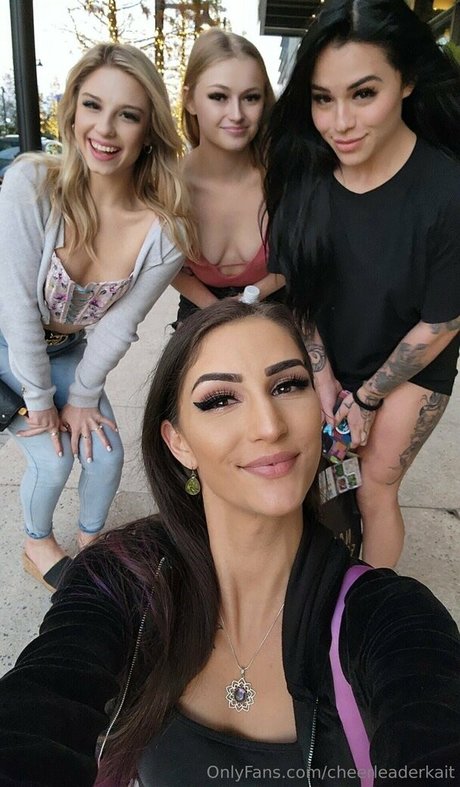 cheerleaderkait model pics