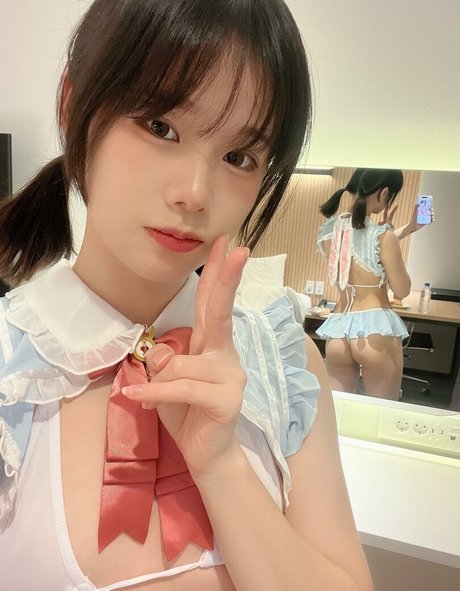 PhotoWorth sexy model img