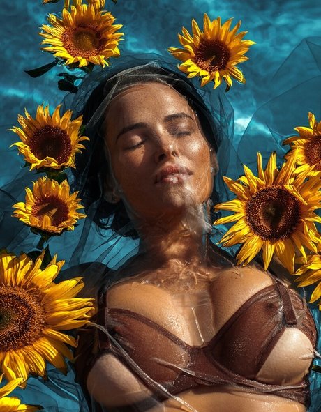 Dasha Astafieva nice pornstar picture