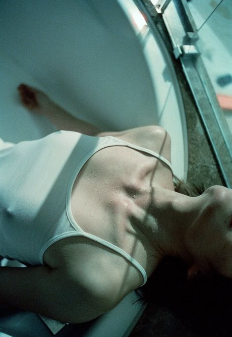 Cutie Afra erotic star galleries