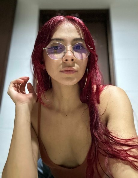 xperteaseing art star archive