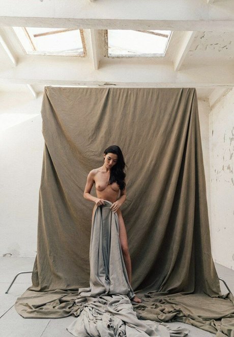 _Poison lips_ sex star pic