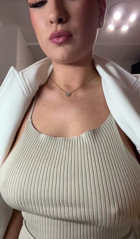 Elianka hd pornstar gallery