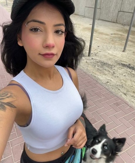 Saaniyax porn star img