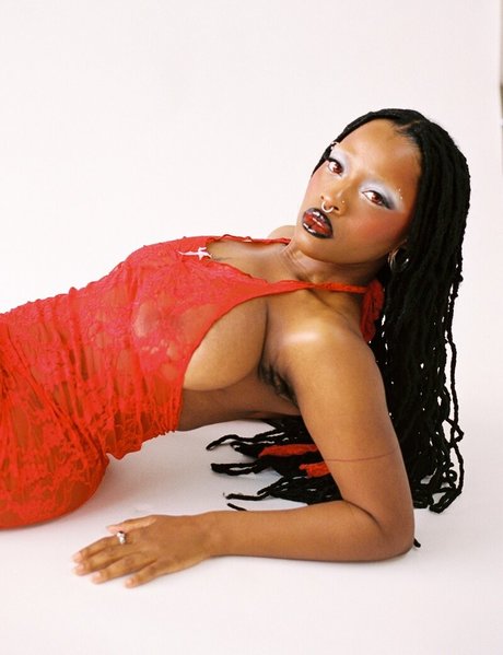 Jacinda high quality star galleries