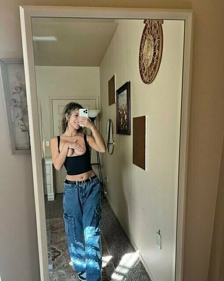 kaykookiedough art actress pic