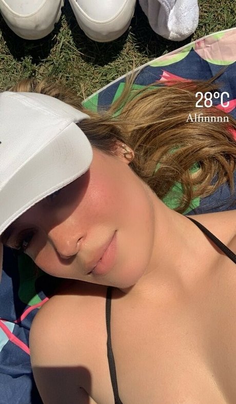 Paola Silerio pretty pornstar pictures