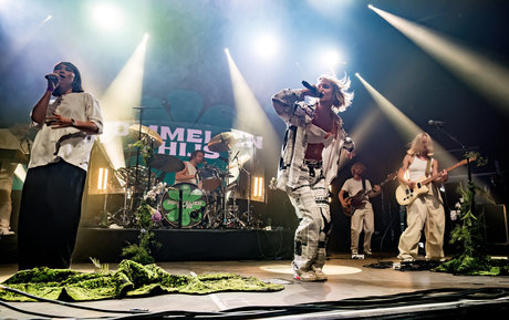 Pommelien Thijs hd actress pics