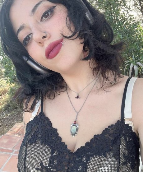 Miki Blue hot pornstar galleries