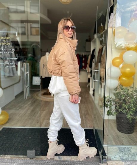 Mariana De Sousa erotic star img