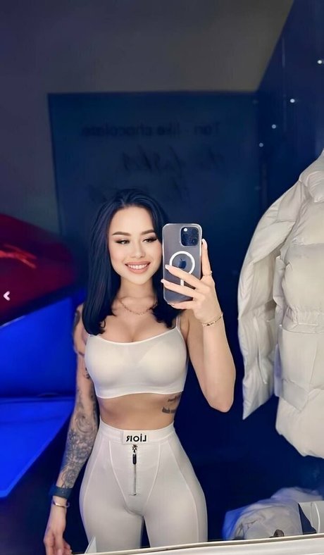 lolly derry18 pretty star archive