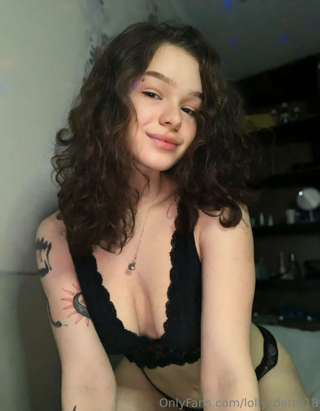 lolly derry18 art actress pictures