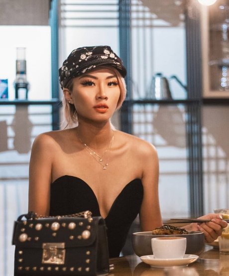 cherzinga sexy actress image