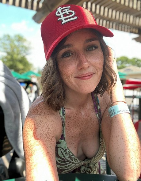 rarity beefree nudes actress archive