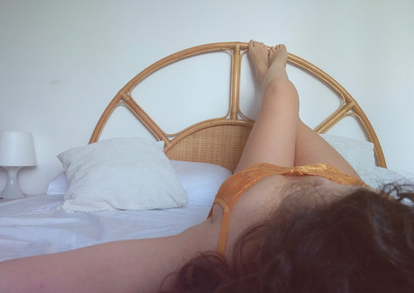 sexwifefree art actress photos