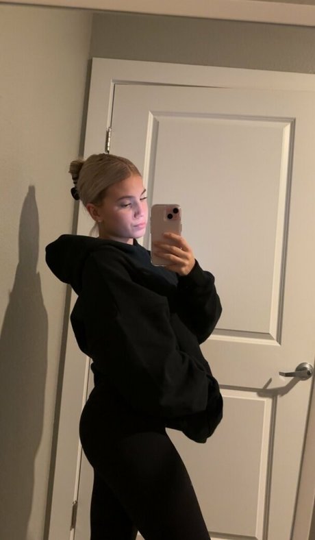 brynnxbanks model sexy picture