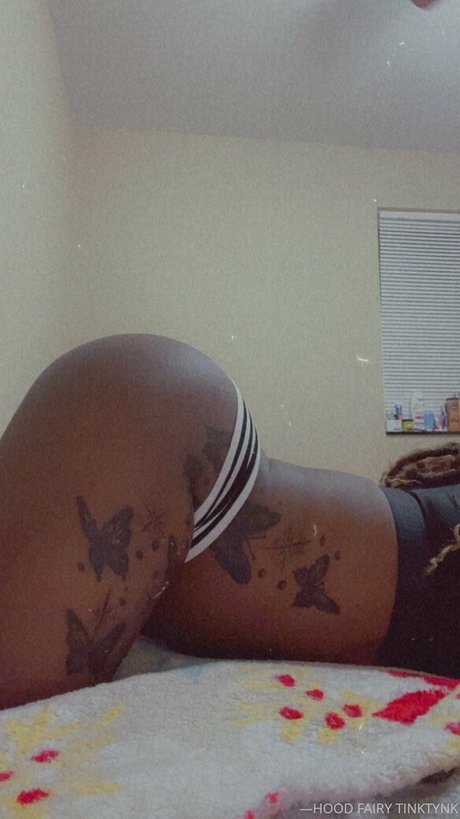 tink tynk naked model pic