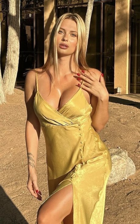 Darivo__Darivo model high quality pictures