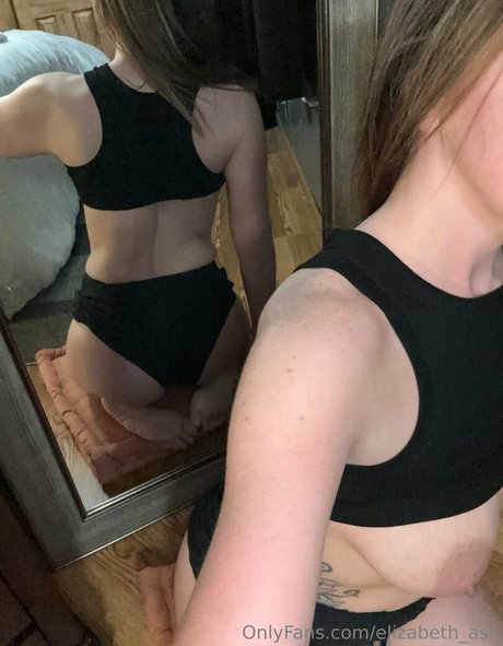 Elizabeth ash model hot image