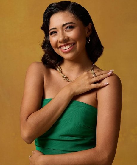 teacher nude onlyfans hd img