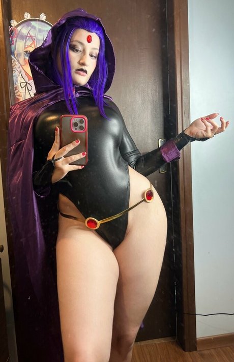 Natsumi Louise nude star galleries