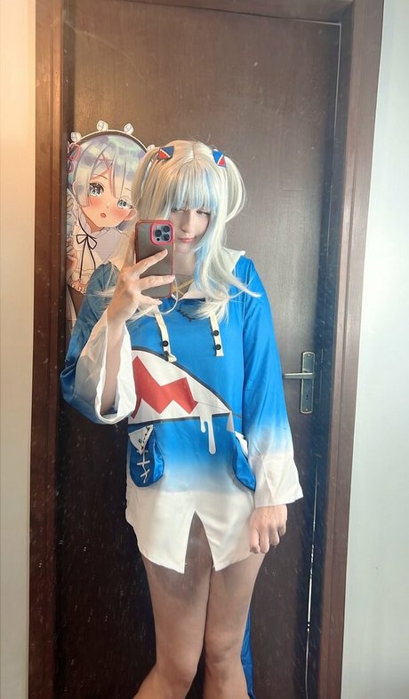 Natsumi Louise high quality model images