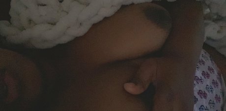 kimberrosee model image