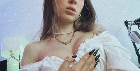 Gensyxa Twitch sexy pornstar images