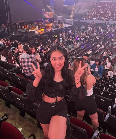 nininplays pornstar sexy galleries