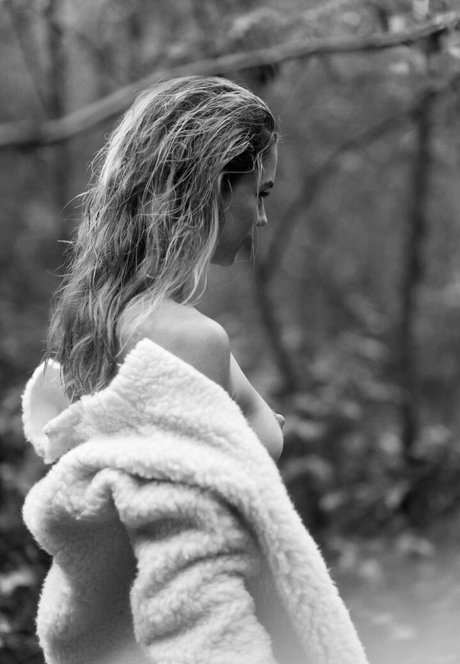 Merel Van Der Wouden free model photos