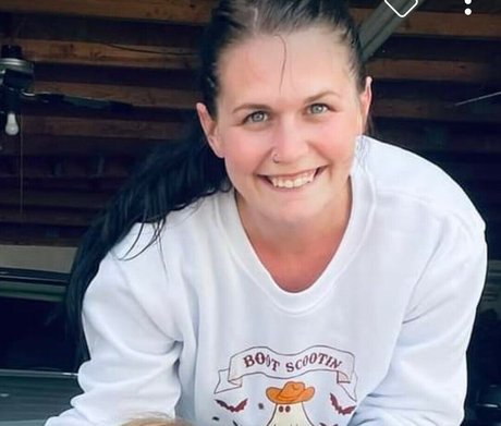 Taylor Hasty model hot photo