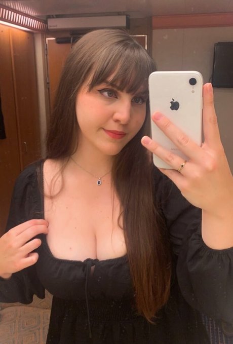 cowsismite model sex gallery