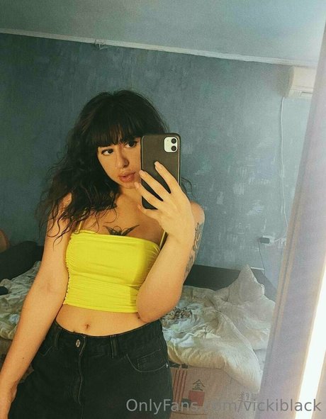 vickiblack pornstar naked img