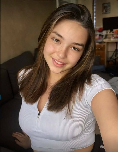 vickiblack model hd image