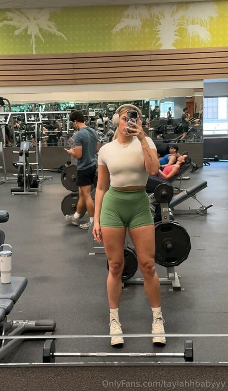 taylahhbabyyy pornographic model pics