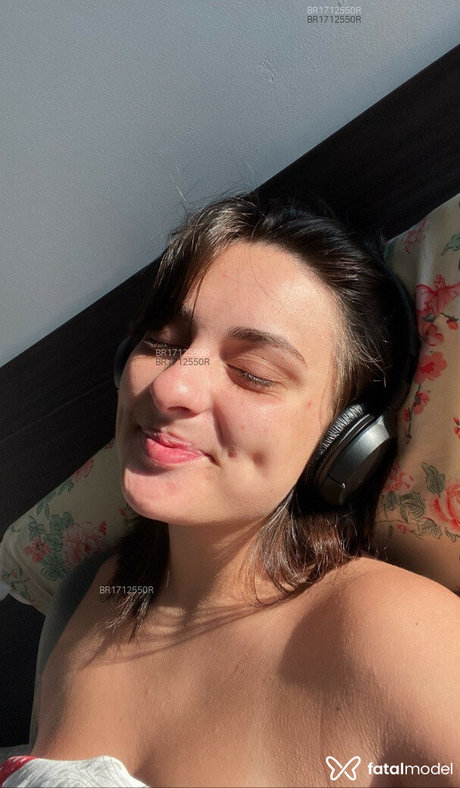 Senhoritaisasilva naked pornstar gallery