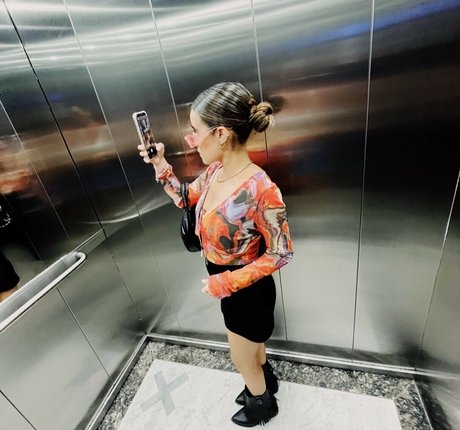 Fernanda Loya Rordriguez exclusive star archive