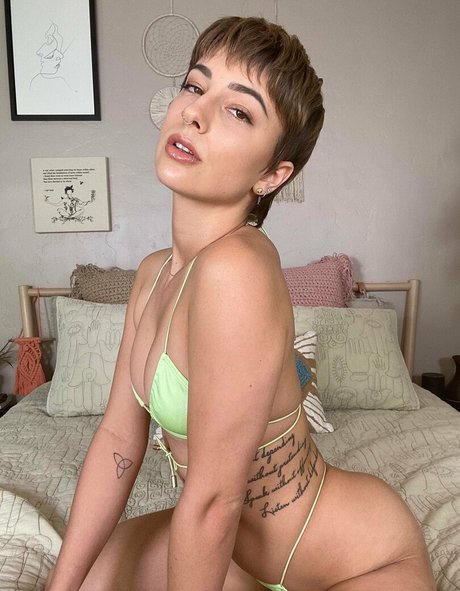 kristenscott sexy pornstar pics