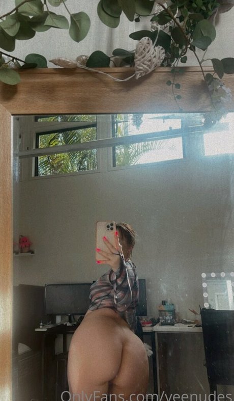 mybabyvee sexy star pictures