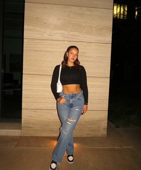 fabienne 1102 sex model pic