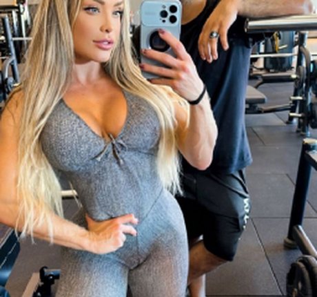 Tatiana Lob o perfect pornstar img