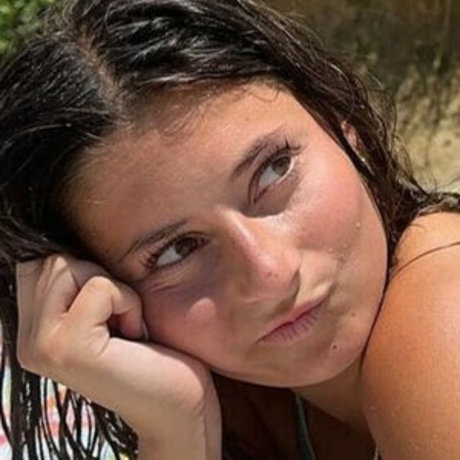 Meena Shahri star high quality picture