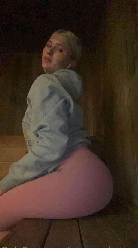 squat riding onlyfans free sex img