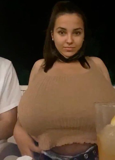 Anneris beautiful actress galleries