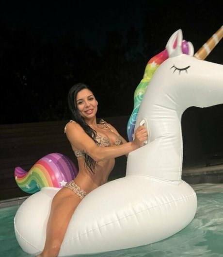 camilavalentinaxo actress galleries