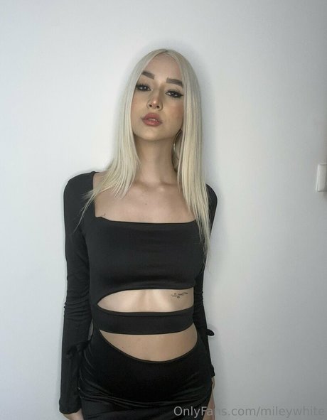 mileywhite top pornstar pictures