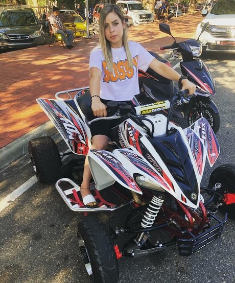 Solibeth Brito naked star images