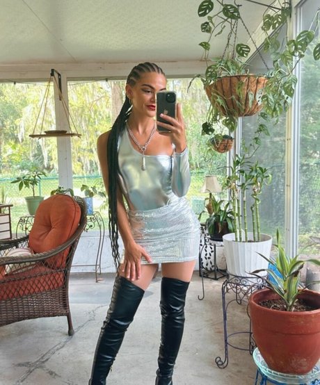 nude pregnant onlyfans pretty photo